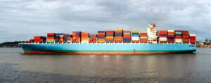 Fret container transport maritime